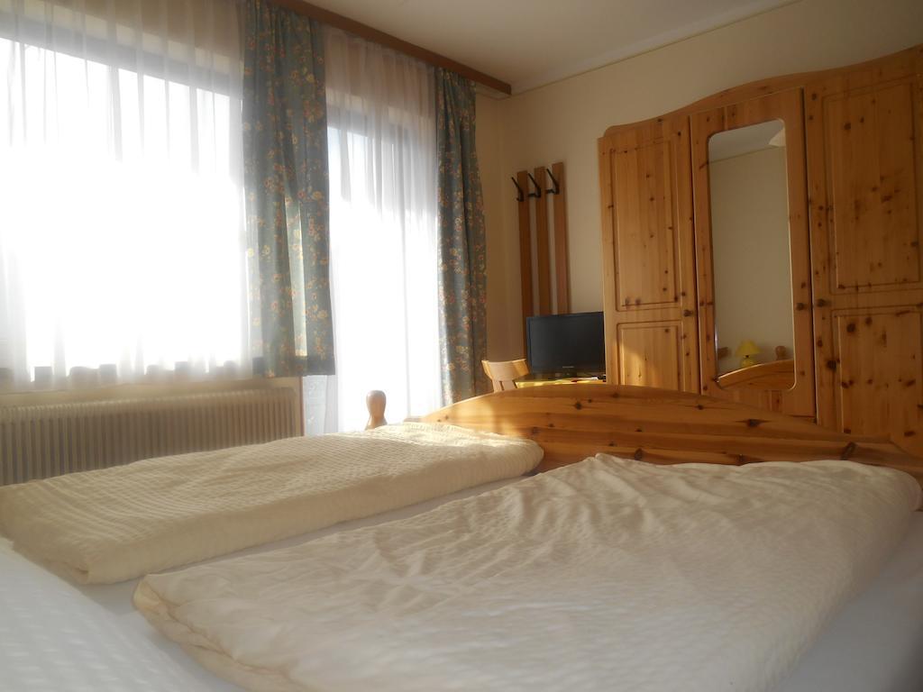 Gasthof Trattner Pension Waldhof Sankt Peter am Kammersberg Pokoj fotografie
